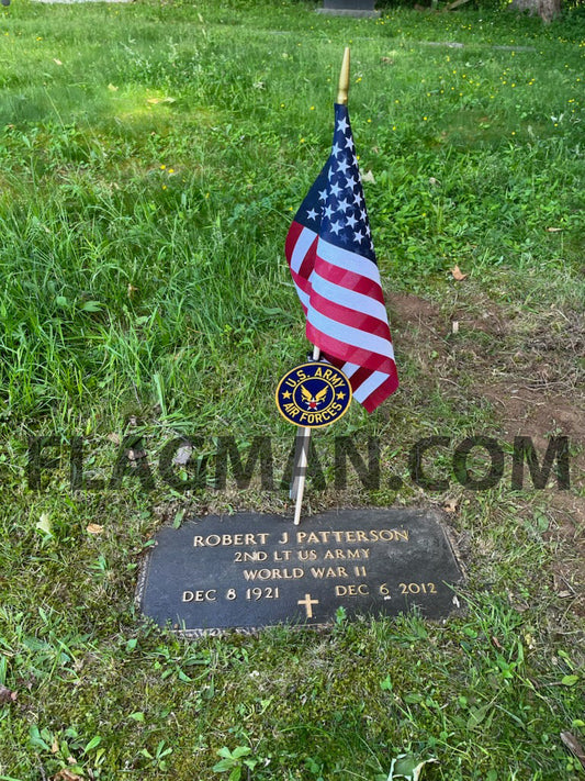 US Army Air Forces grave marker made by Flagman of America, featuring a patriotic design and American flag details.