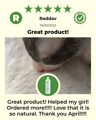 ReNewedPet 4-All Pets Eyewash bottle for pet grooming, designed to clean and soothe pets' eyes effectively.