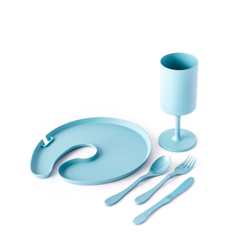 Knork Eco Party Pack 5-piece set with environmentally friendly utensils and plates for eco-conscious celebrations.