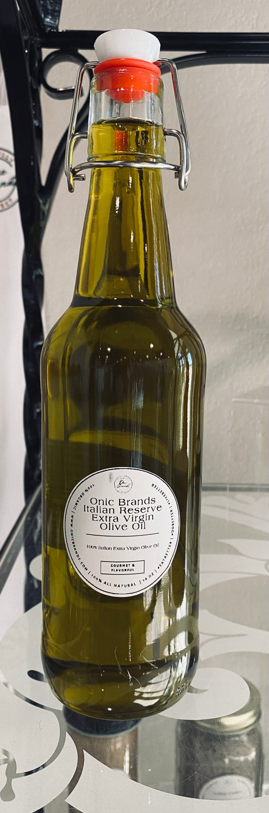 Bottle of Onic Brands Italian Reserve Extra Virgin Olive Oil with a dark glass container and label, ready for cooking or drizzling.