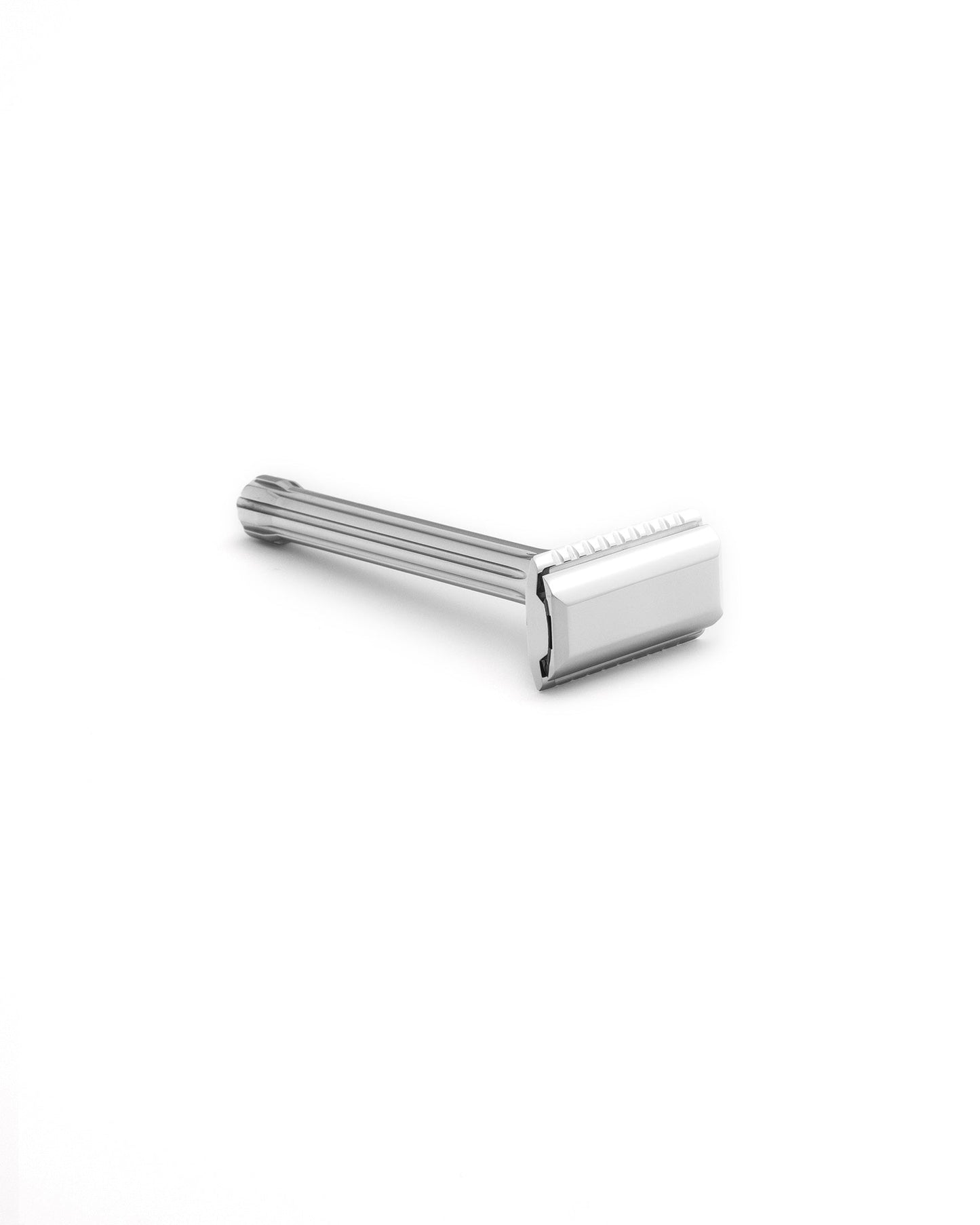 Blackland Razors Blackbird safety razor with a sleek black finish and textured handle for a comfortable grip.