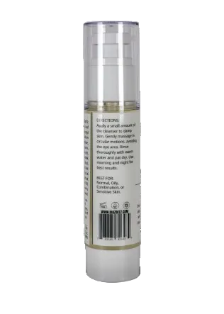 Green Tea & Honey Facial Cleanser from Diaz Beez, displayed in a clear bottle with a pump dispenser, ideal for skincare routines.