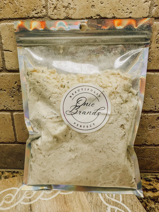 Creamy potato soup mix by Onic Brands LLC, showing a bowl of prepared creamy potato soup with a spoon.