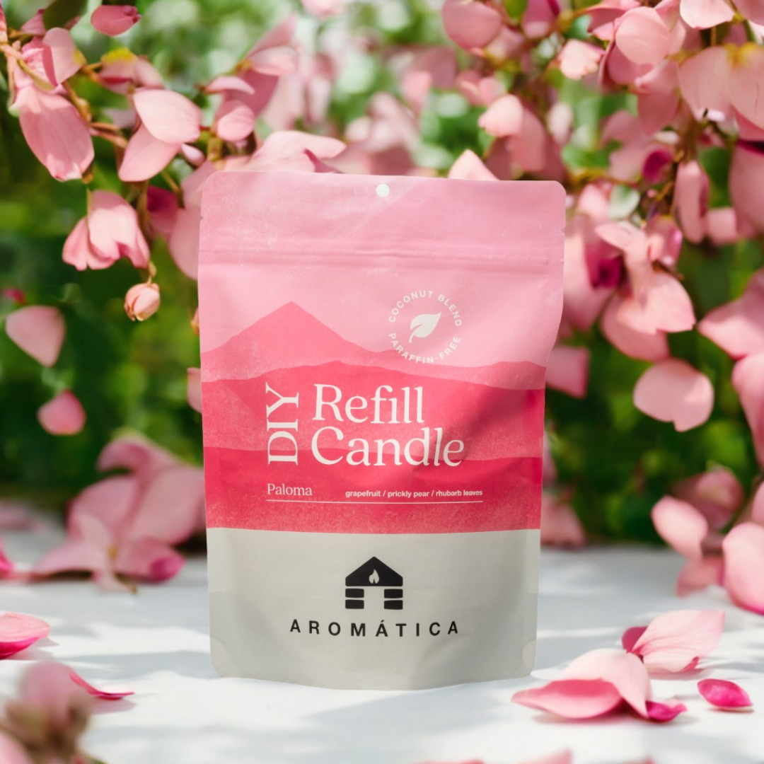Bluecorn Candles Aromática scented candle refill kit with grapefruit aroma, showing the refill package and candle components.
