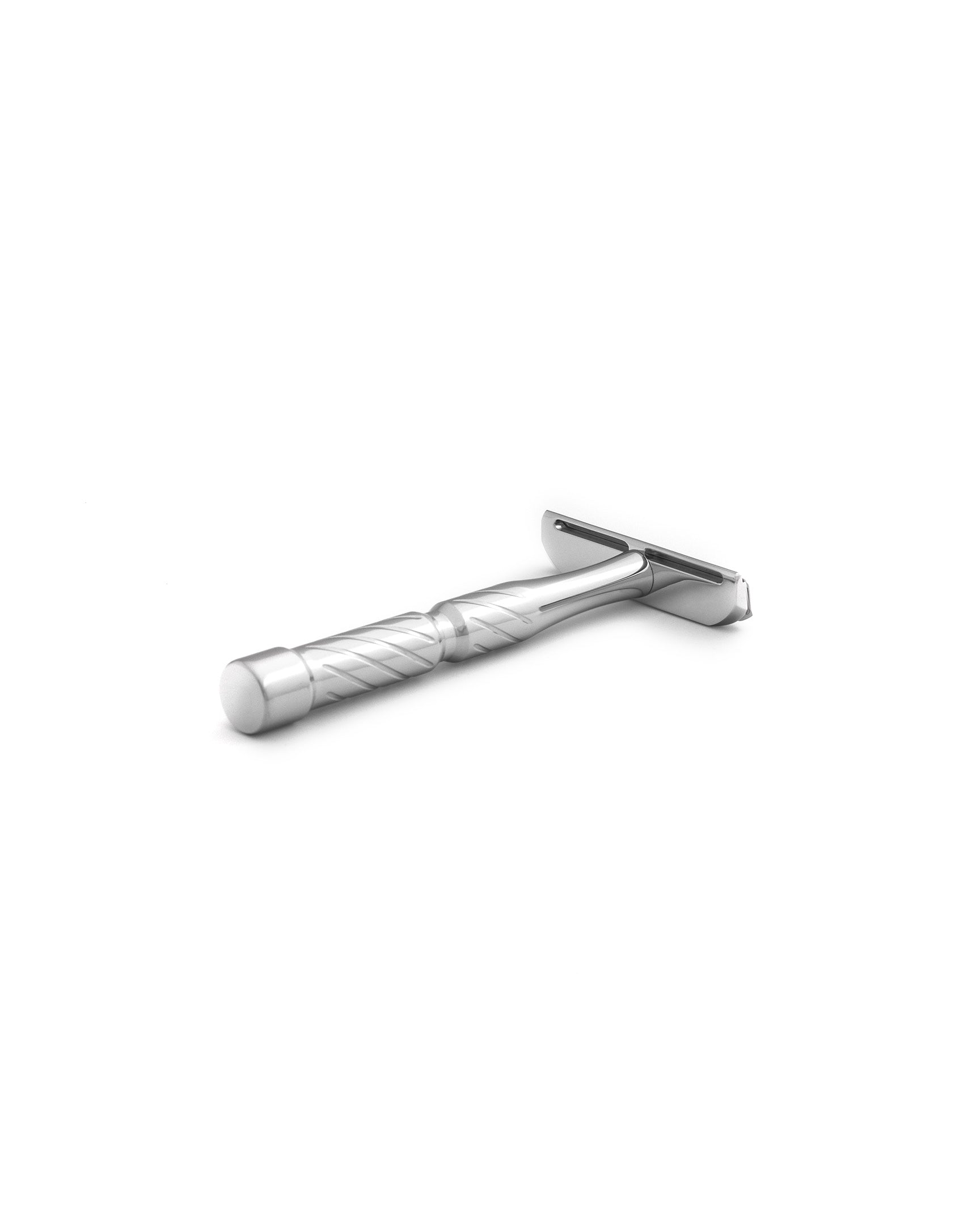 Blackland Razors Vector razor with sleek handle and sharp blade for a close shave, displayed in a professional product image.