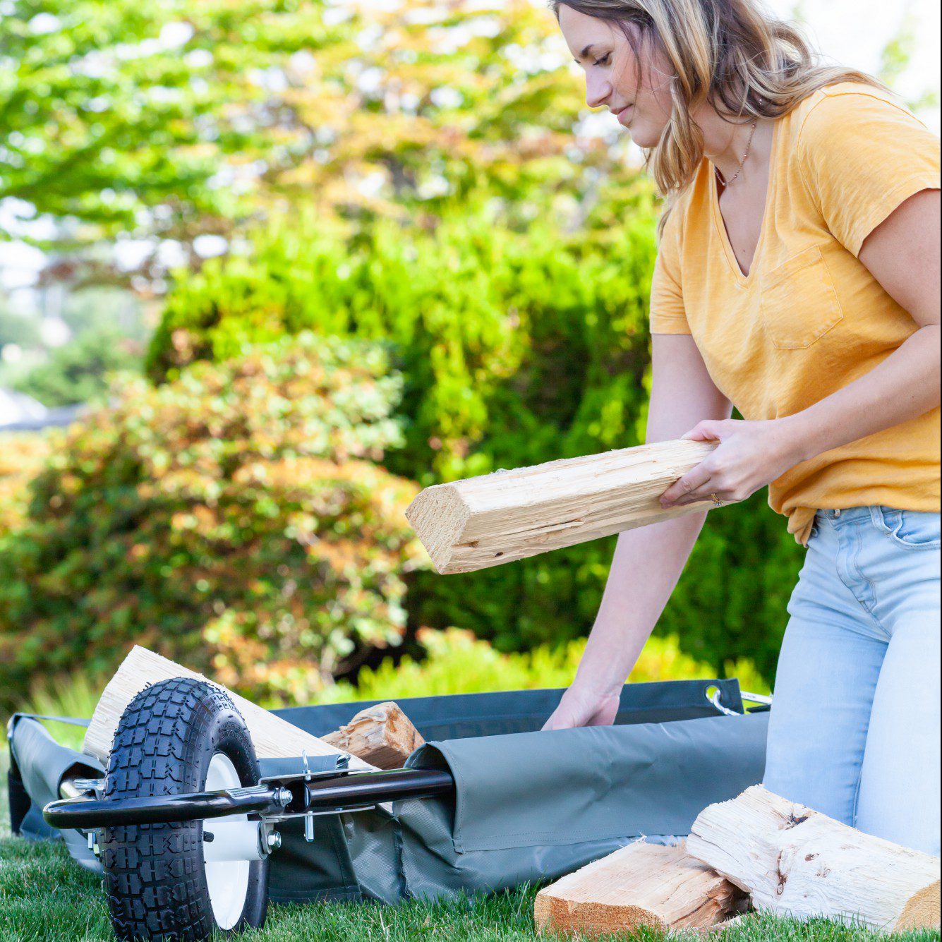 Allsop Home & Garden WheelEasy foldable garden cart wheelbarrow with sturdy handles and large wheels for easy gardening tasks.