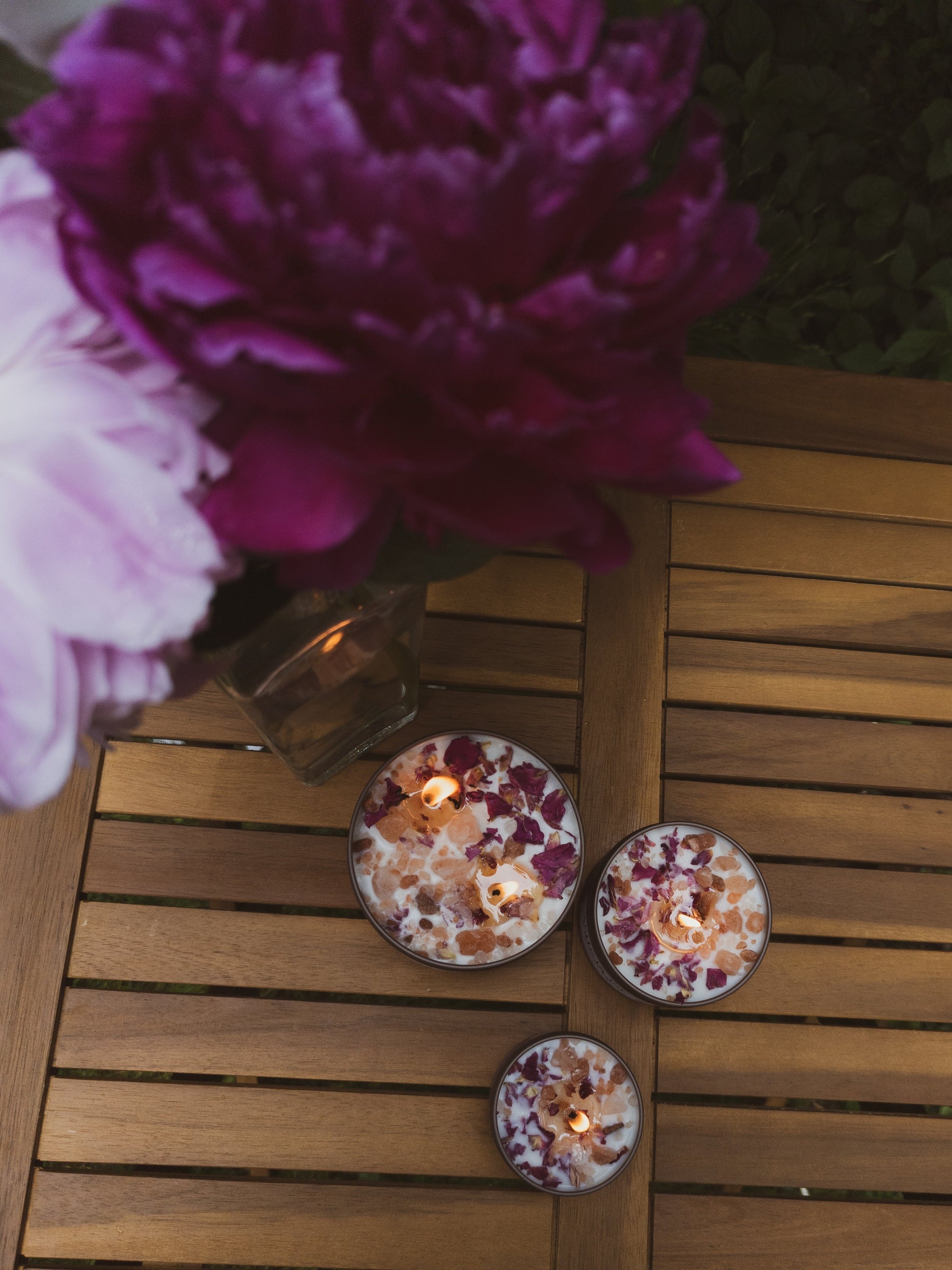 Ash & Rose Love Notes Rose and Pink Salt candle in a 4 oz jar, featuring a soft pink hue and a delicate floral scent.