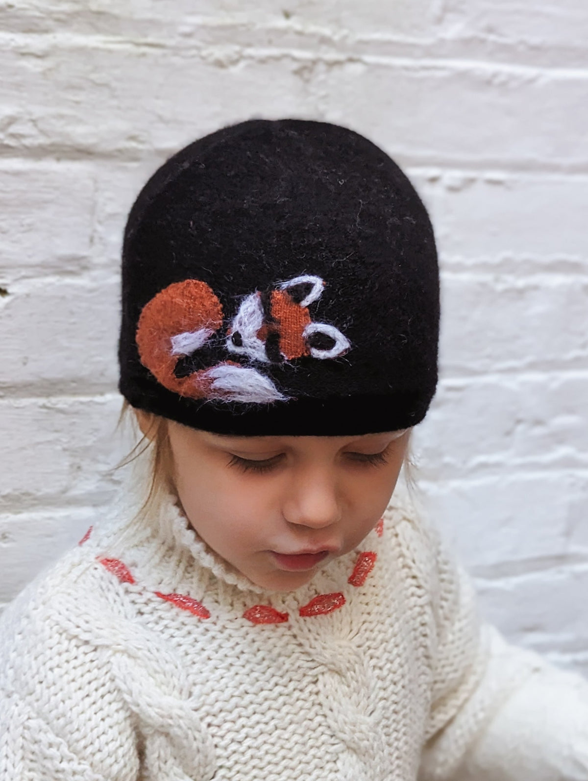Lavender toddler cashmere hat with sleeping fox design by Ash & Rose, soft and cozy for little ones.
