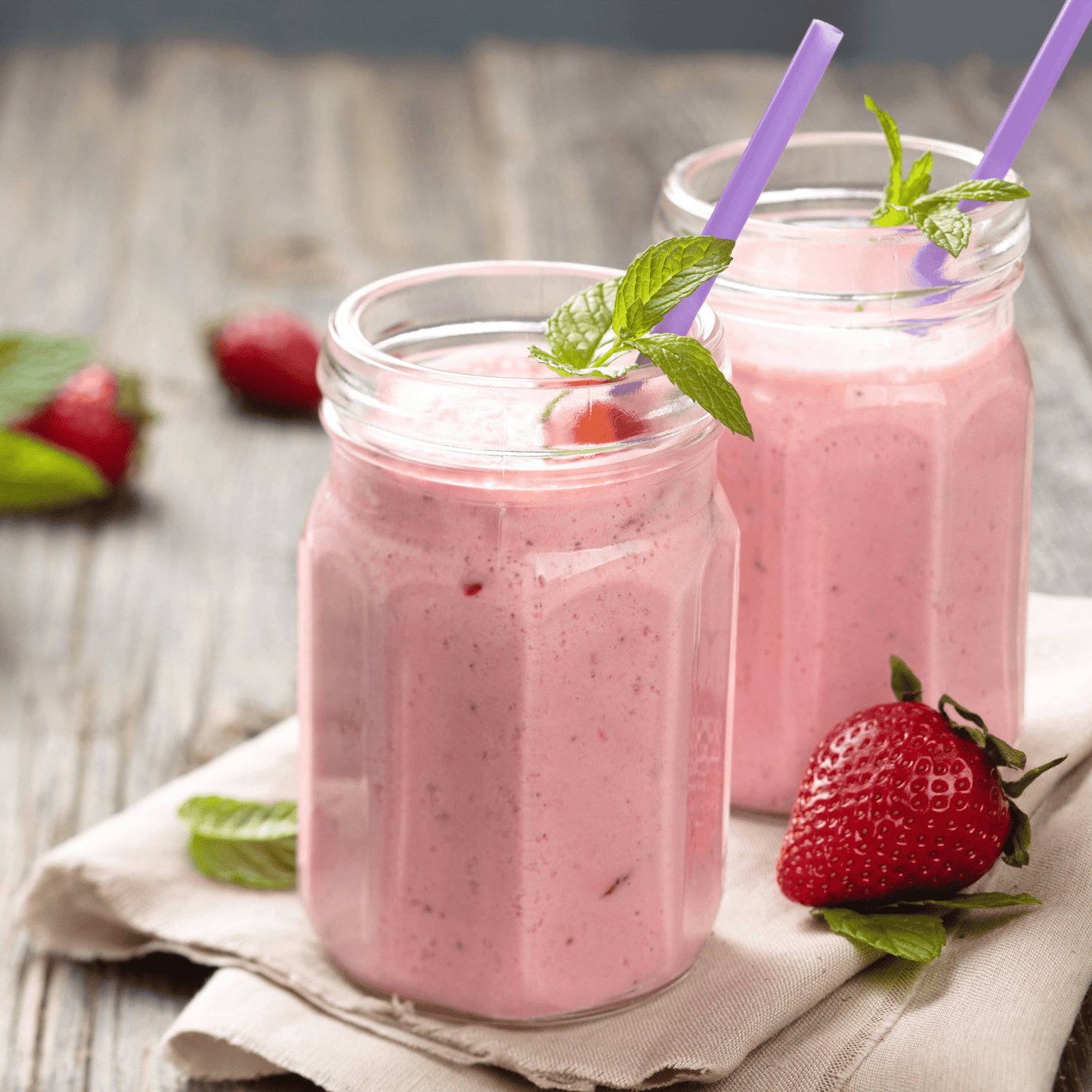 Freeze dried sliced strawberries in a family size pouch, Augason Farms canned food, suitable for snacks or baking.