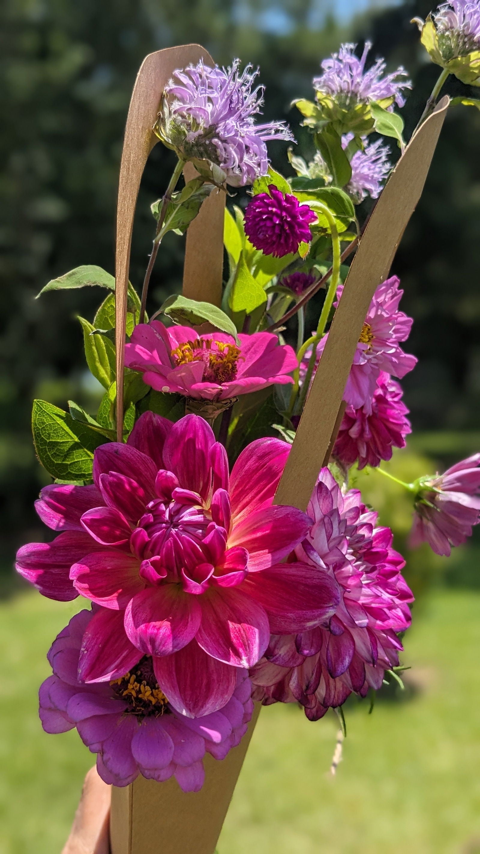 Fresh cut flowers and event arrangements from Blessings Grow Meadows for Blooms 4 Good donations and Bloom Bar fundraisers in Metter, GA
