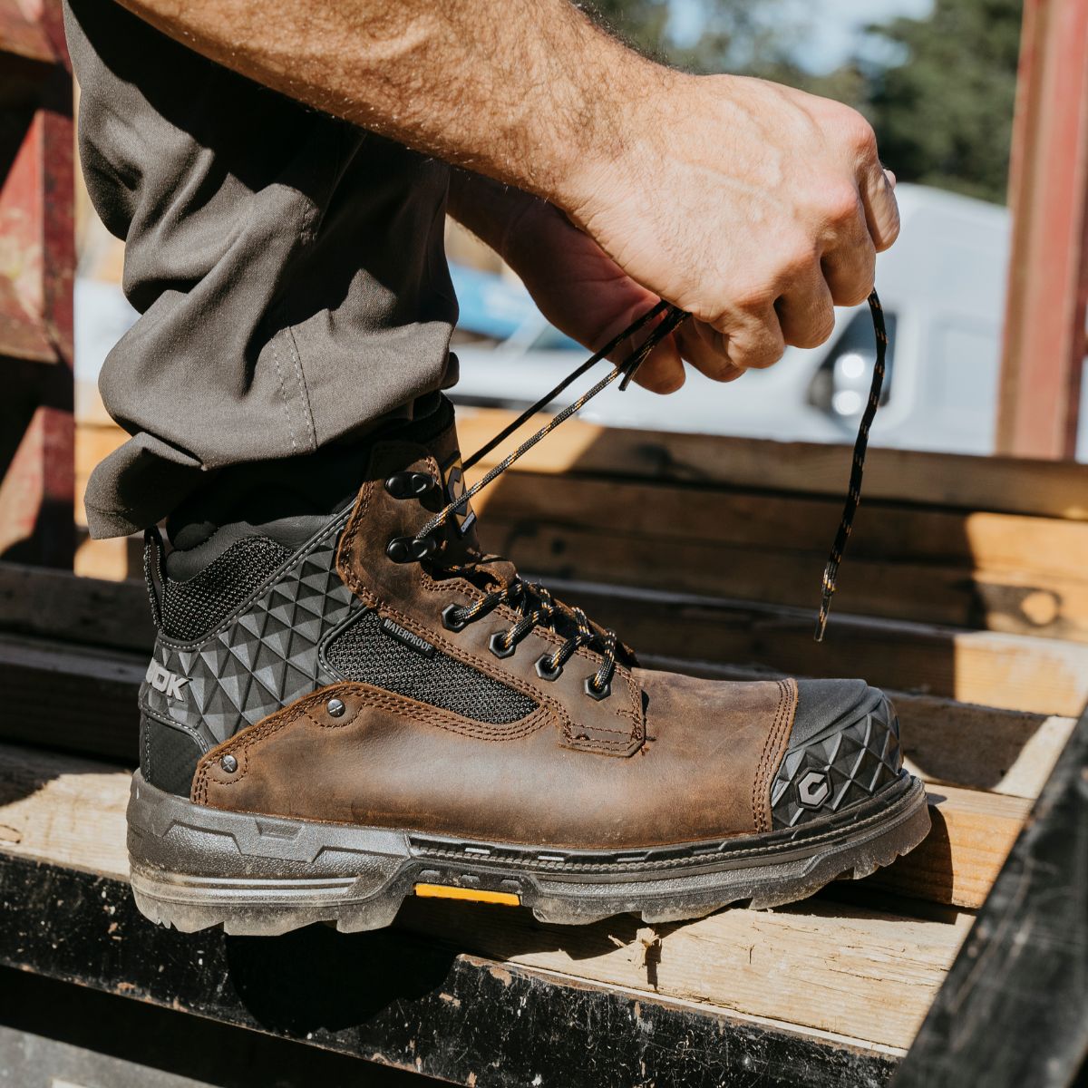 Chinook® Work Boot in brown with 6-inch pallet jack design, waterproof composite toe for durable safety and comfort.