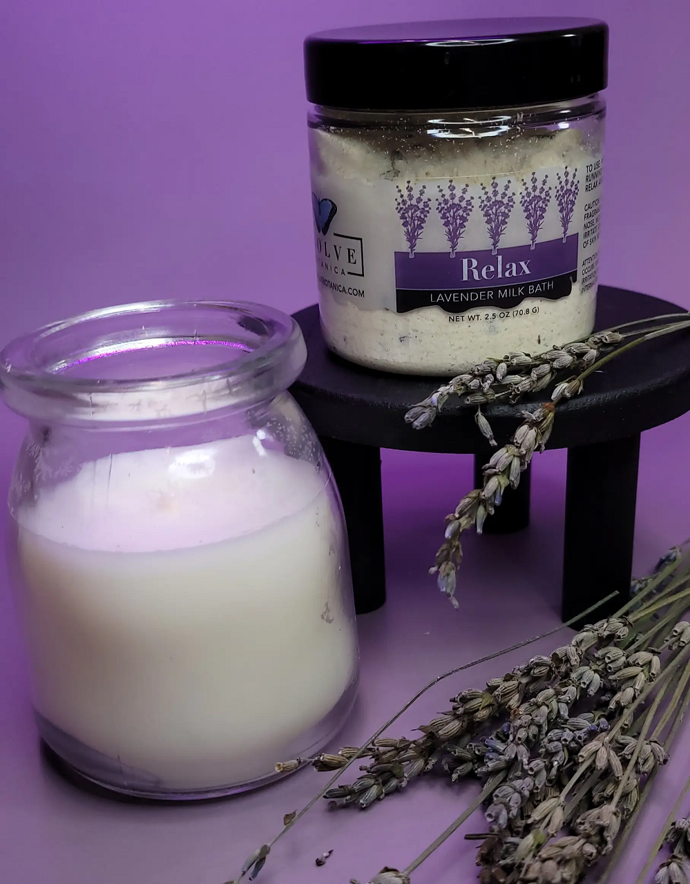 Mini lavender milk bath by Evolve Botanica, featuring a relaxing scent and soothing bath soak in a compact package.