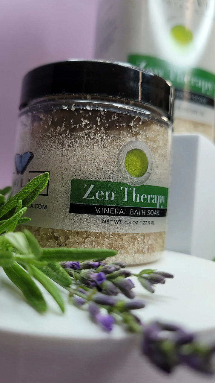 Evolve Botanica Mineral Soak Zen bath salt mini jar with natural mineral crystals and calming lavender aroma.