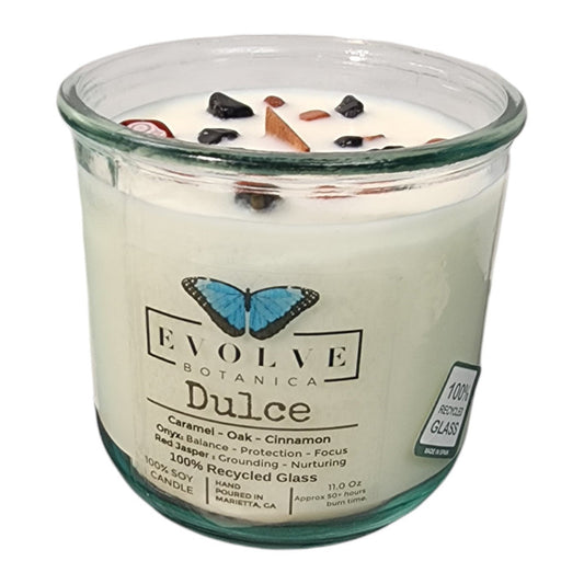 Red Jasper and Onyx gemstone soy candle with wood wick from Evolve Botanica Rocks Candle Dulce collection.