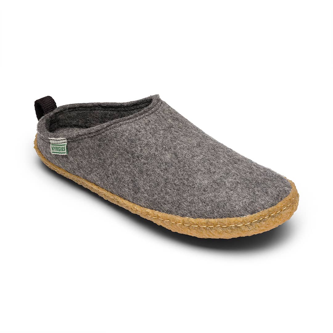 Kyrgies outdoor wool slides featuring soft wool straps and durable soles for comfortable outdoor wear.