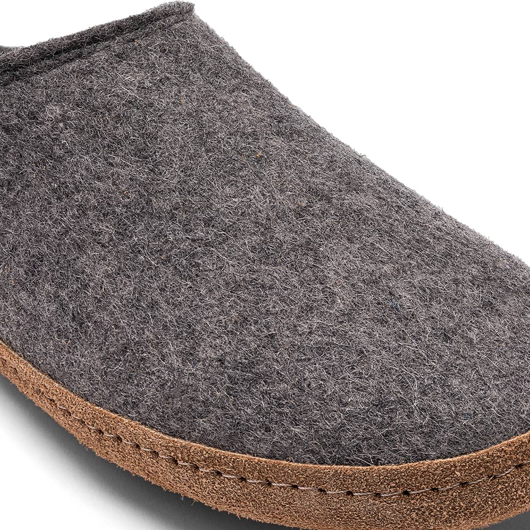 Oatmeal Kyrgies indoor wool slides for women, comfortable slip-on footwear with cozy wool lining.