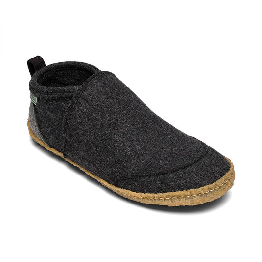 Kyrgies Tengries Walkabouts in charcoal leather, size 35, featuring a stylish and comfortable design for casual wear.