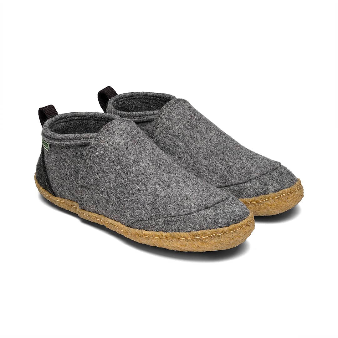Kyrgies Tengries Walkabouts in charcoal leather, Euro size 35, showing the sturdy casual footwear with stitching details.