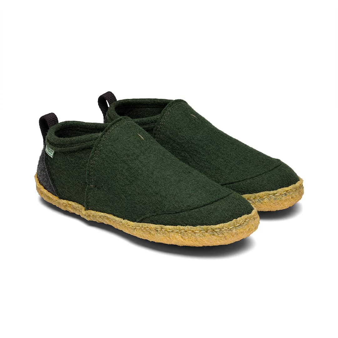 Kyrgies Tengries Walkabouts in charcoal color, Euro size 35, featuring comfortable slip-on design and stylish casual footwear.