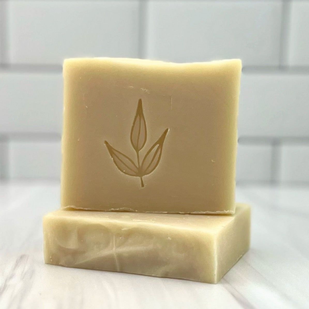 Unscented MamaSuds Pet Wash Bar Soap showing a natural, gentle soap bar designed for pet bathing.