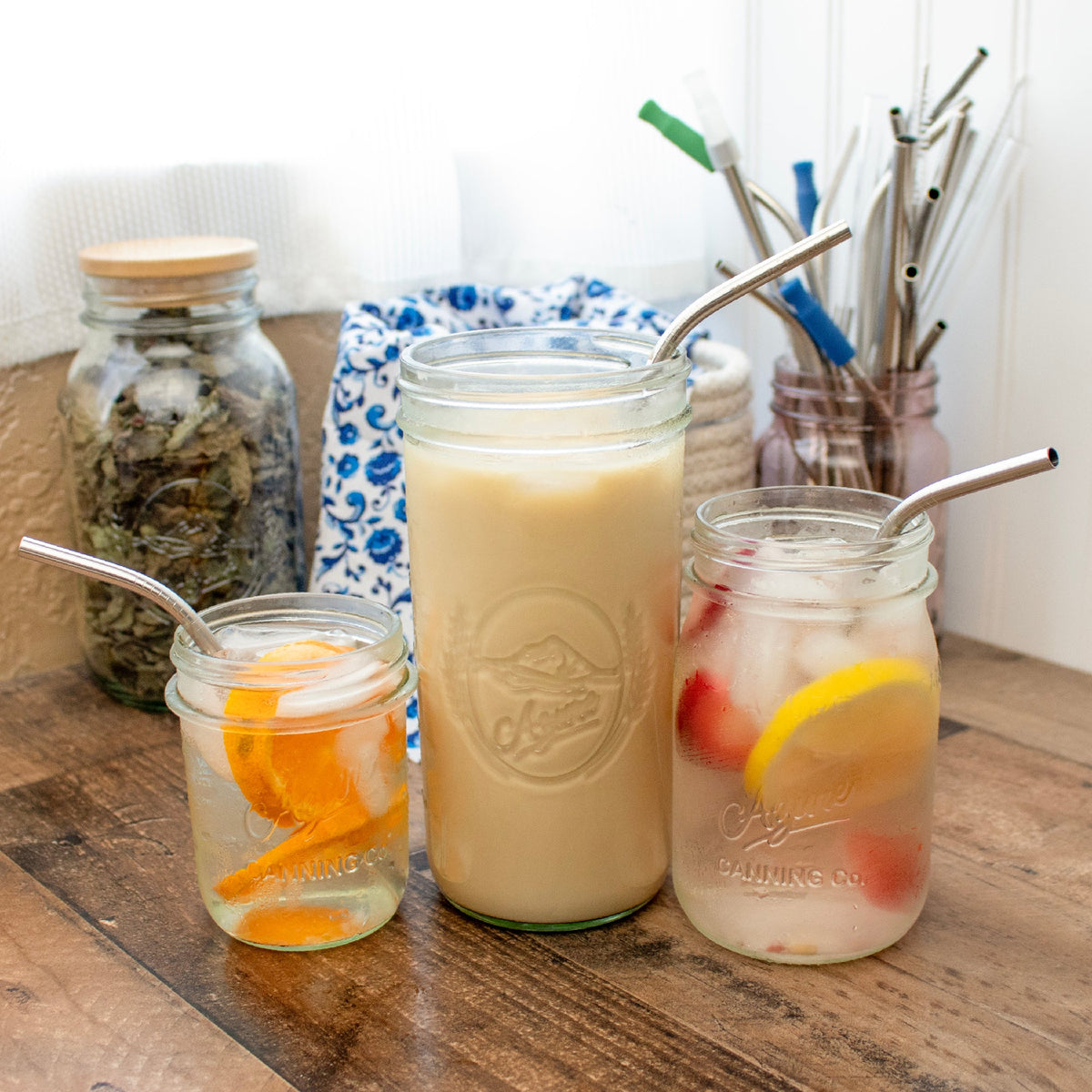 Six stainless steel bent straws for mason jars, ideal for drinking tumblers, water cups, and mixed beverages, reusable and rust-proof.