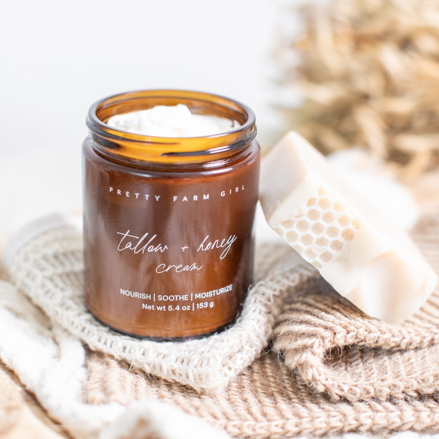 Pretty Farm Girl Pure + Simple Skin Kit for sensitive skin, featuring gentle skincare products for delicate skin.