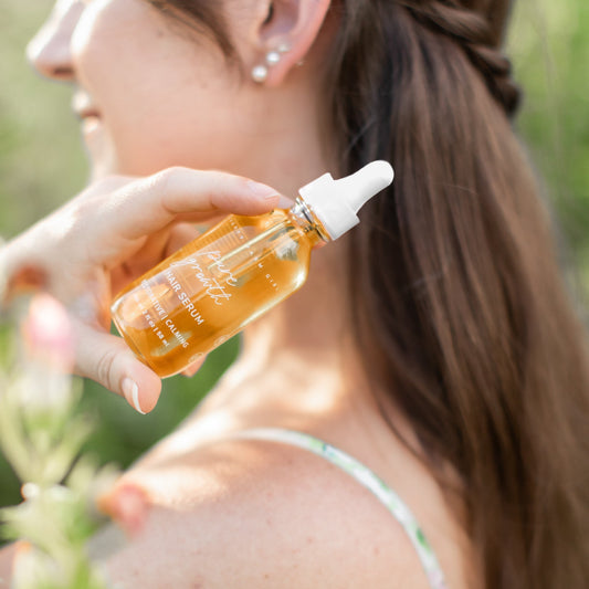 Pretty Farm Girl Pure Growth Hair Serum, scalp and hair oil with natural ingredients for healthy, shiny hair.