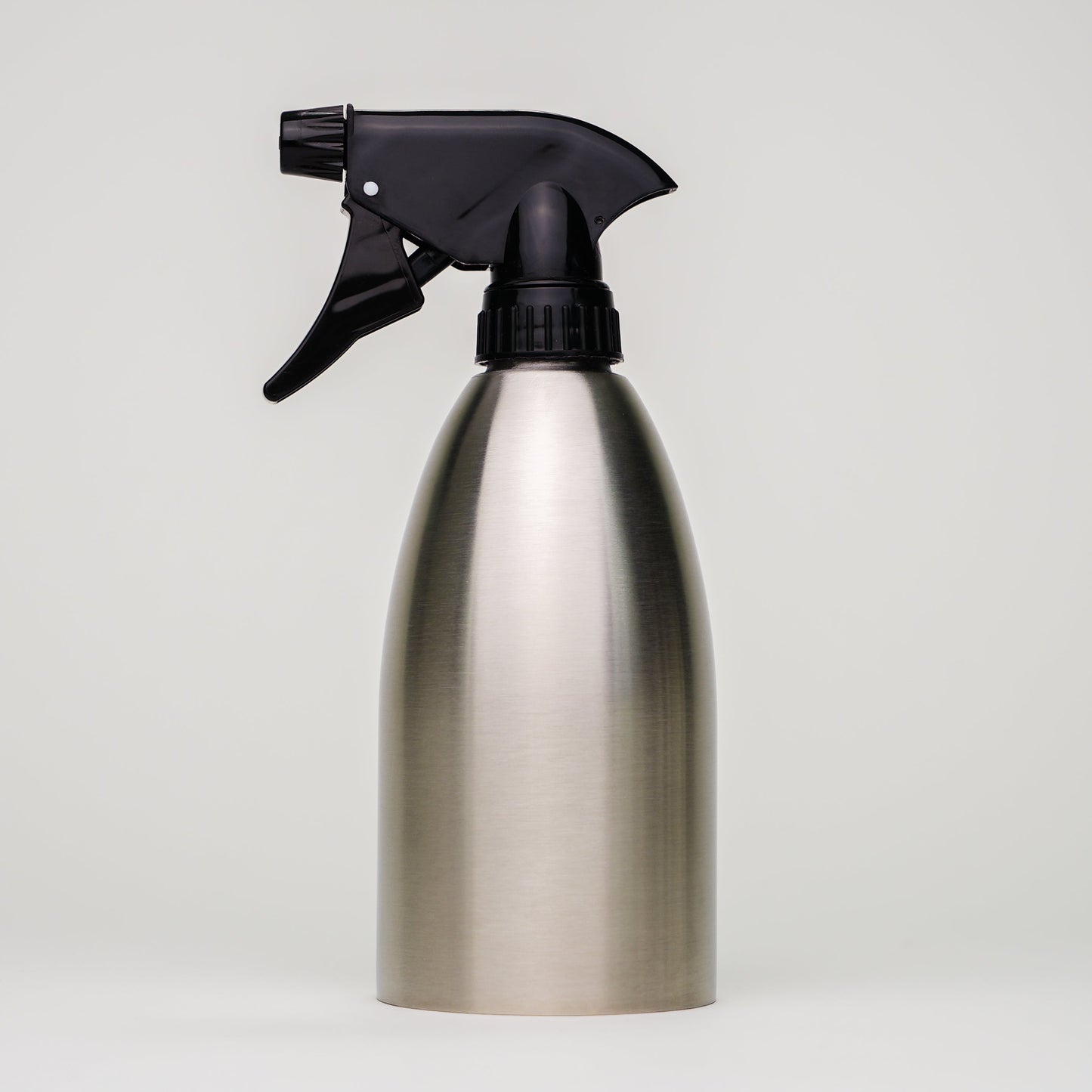 Rustic Strength 16 oz stainless steel Keeper Bottle with spray nozzle, ideal for home and garden use.