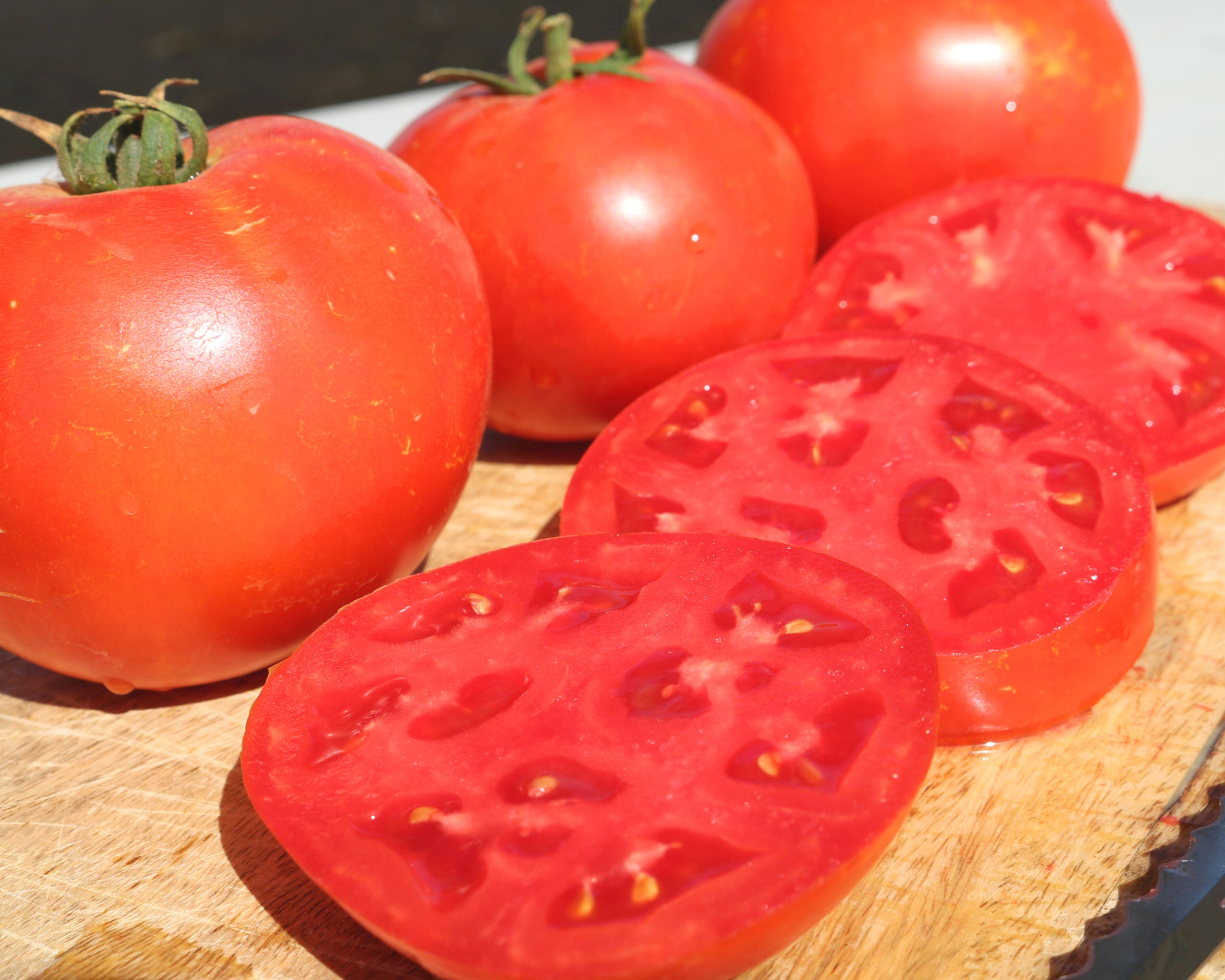 Packet of Seeds 'n Such Jamestown Hybrid Tomato Seeds showing 8-10 seeds inside for planting and gardening.