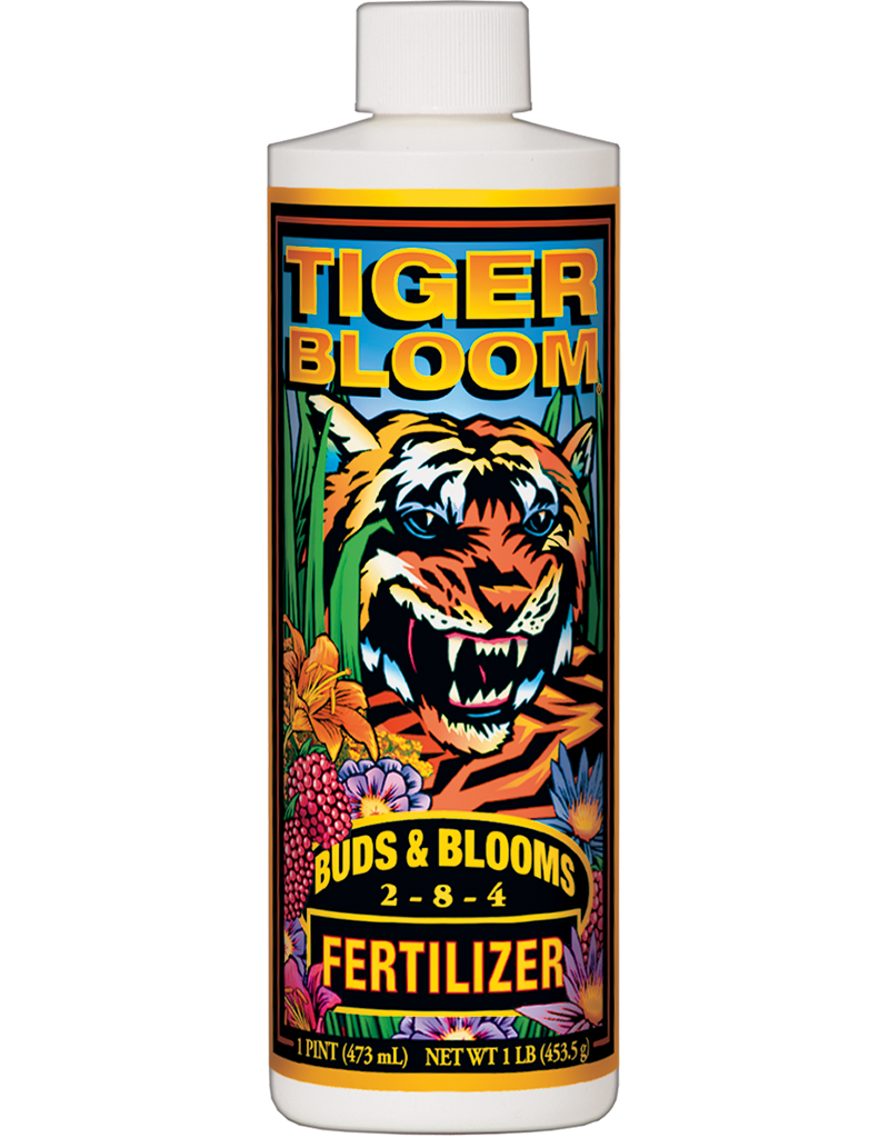 Pint bottle of Tiger Bloom liquid plant food by Rivendell Distribution, designed to promote vibrant flowering and healthy plant growth.