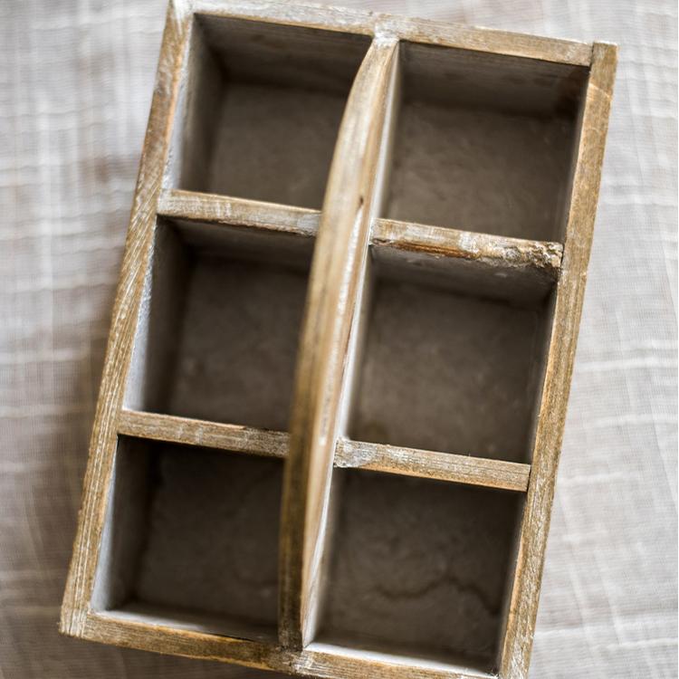 RusticReach wooden basket with carry handle, rustic storage box made of wood with sturdy handle for easy transport.