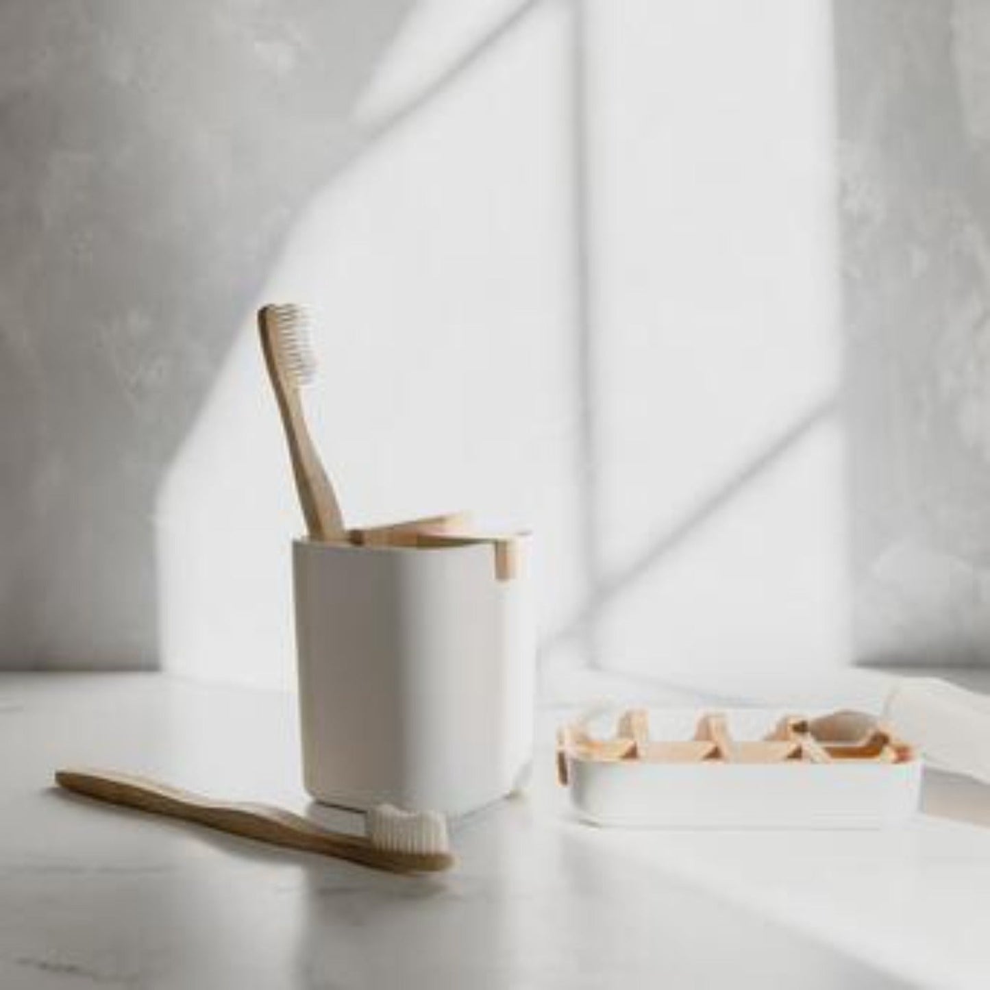 Black zero waste bathroom accessories bundle with brush holder and soap dish, eco-friendly bathroom accessories from ZeroWasteStore.com