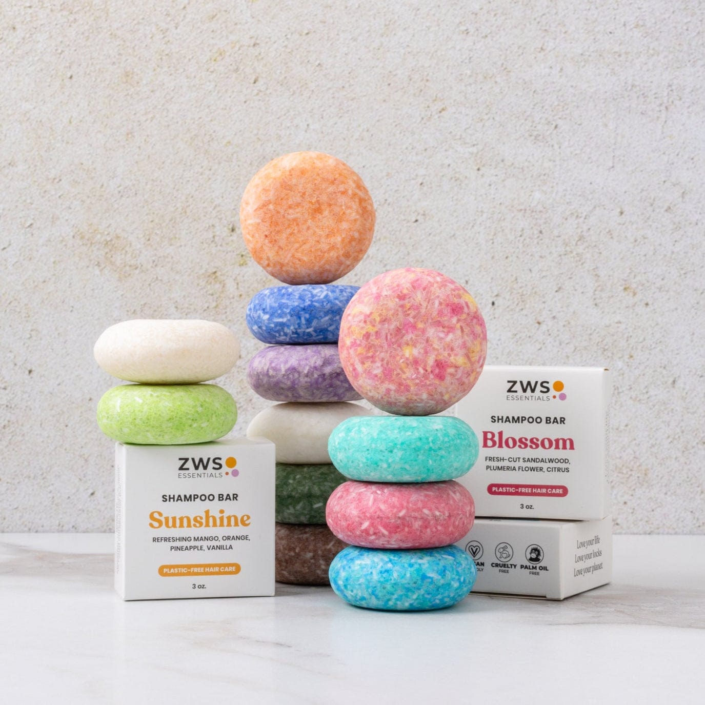 ZeroWasteStore.com castor oil shampoo bar with floral bloom design, eco-friendly shampoo solid for healthy hair.
